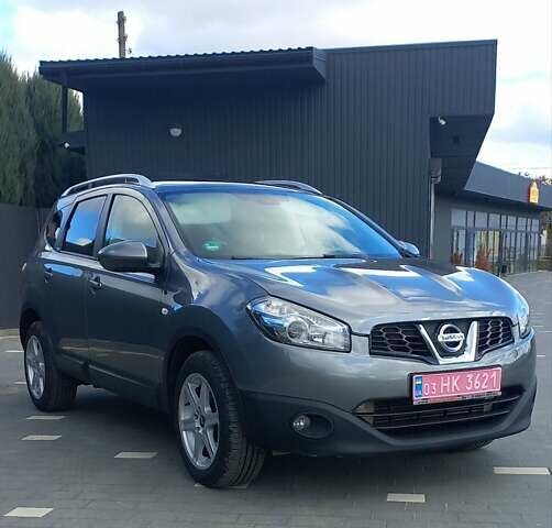 Серый Ниссан Кашкай, объемом двигателя 2 л и пробегом 250 тыс. км за 10800 $, фото 1 на Automoto.ua
