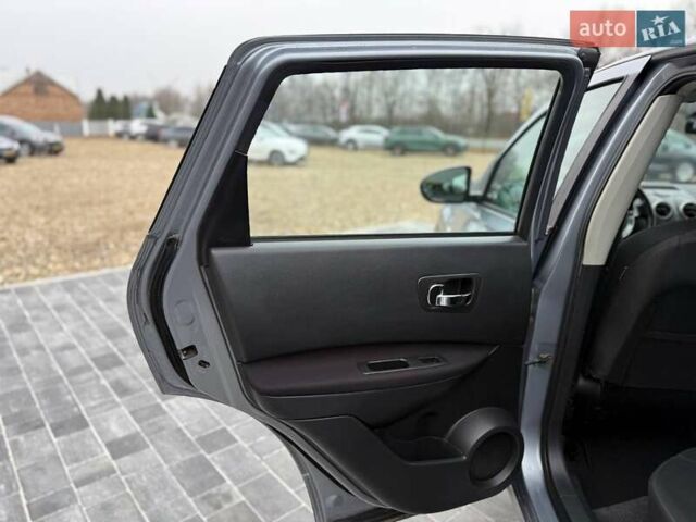 Серый Ниссан Кашкай, объемом двигателя 1.5 л и пробегом 225 тыс. км за 9999 $, фото 12 на Automoto.ua