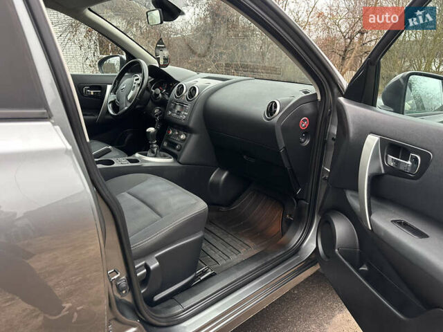 Сірий Ніссан Кашкай, об'ємом двигуна 0 л та пробігом 230 тис. км за 9900 $, фото 29 на Automoto.ua