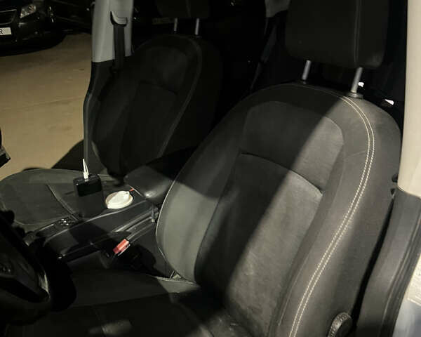 Серый Ниссан Кашкай, объемом двигателя 2 л и пробегом 220 тыс. км за 9500 $, фото 10 на Automoto.ua