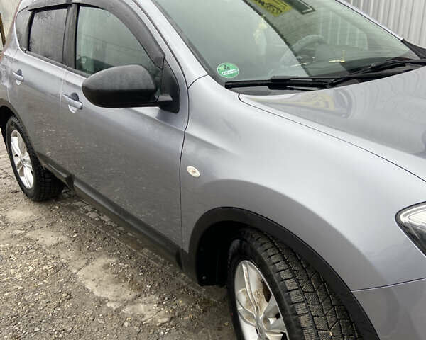 Серый Ниссан Кашкай, объемом двигателя 2 л и пробегом 262 тыс. км за 11200 $, фото 8 на Automoto.ua