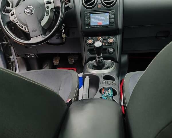 Серый Ниссан Кашкай, объемом двигателя 1.5 л и пробегом 192 тыс. км за 10200 $, фото 24 на Automoto.ua