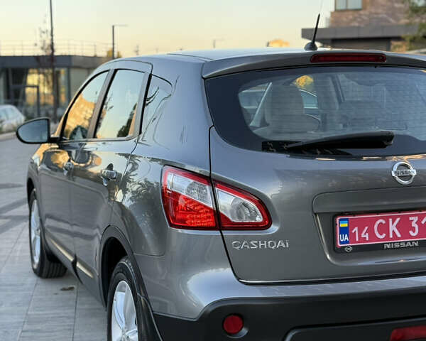 Серый Ниссан Кашкай, объемом двигателя 1.5 л и пробегом 221 тыс. км за 10499 $, фото 23 на Automoto.ua