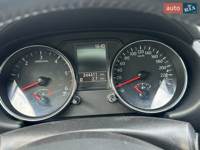 Сірий Ніссан Кашкай, об'ємом двигуна 2 л та пробігом 244 тис. км за 7600 $, фото 10 на Automoto.ua