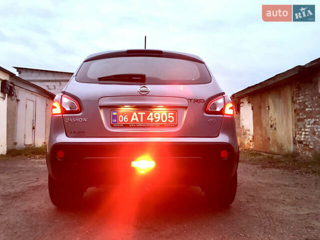 Серый Ниссан Кашкай, объемом двигателя 1.5 л и пробегом 225 тыс. км за 11699 $, фото 90 на Automoto.ua
