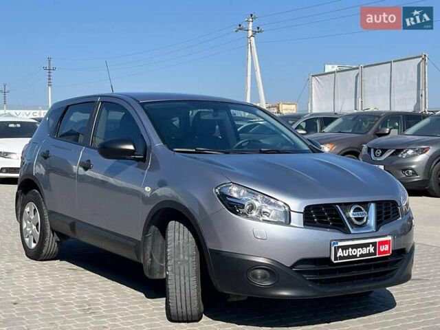 Серый Ниссан Кашкай, объемом двигателя 1.6 л и пробегом 144 тыс. км за 10990 $, фото 2 на Automoto.ua