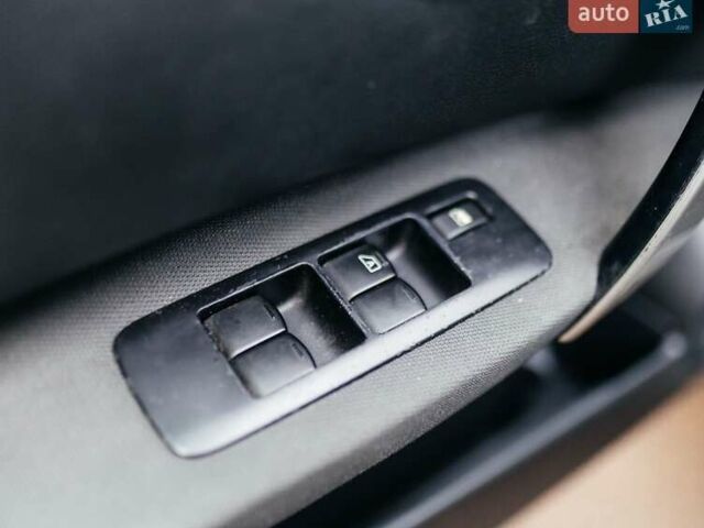 Сірий Ніссан Кашкай, об'ємом двигуна 1.46 л та пробігом 250 тис. км за 9666 $, фото 21 на Automoto.ua