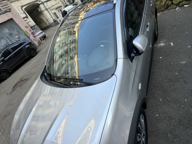 Серый Ниссан Кашкай, объемом двигателя 2 л и пробегом 172 тыс. км за 9900 $, фото 2 на Automoto.ua