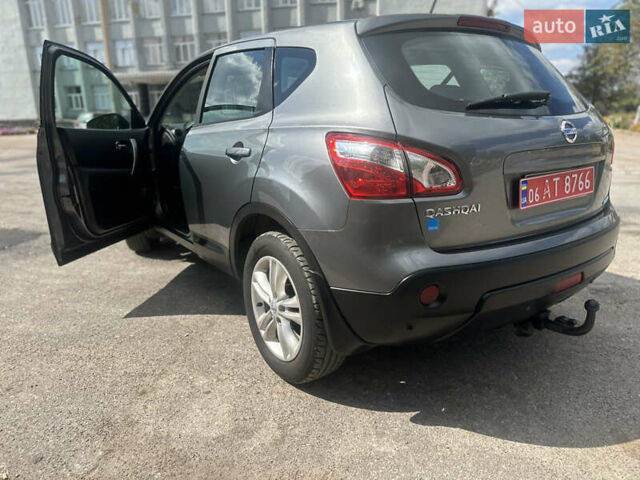 Серый Ниссан Кашкай, объемом двигателя 1.5 л и пробегом 230 тыс. км за 9900 $, фото 23 на Automoto.ua