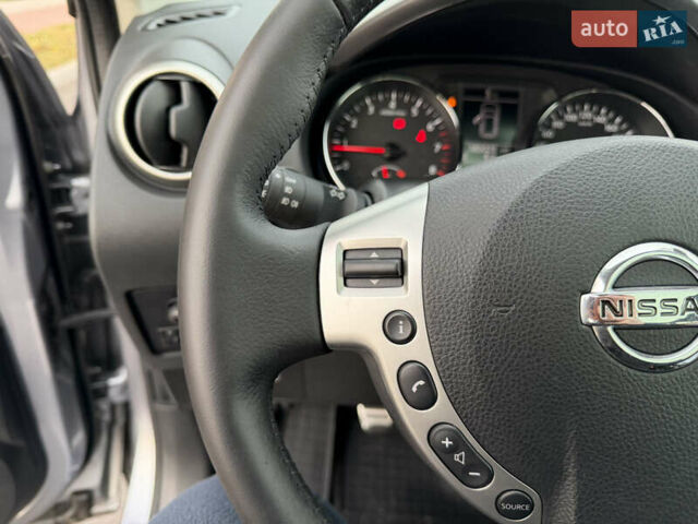 Сірий Ніссан Кашкай, об'ємом двигуна 1.6 л та пробігом 185 тис. км за 11799 $, фото 54 на Automoto.ua