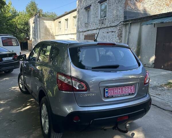 Сірий Ніссан Кашкай, об'ємом двигуна 2 л та пробігом 205 тис. км за 11500 $, фото 16 на Automoto.ua