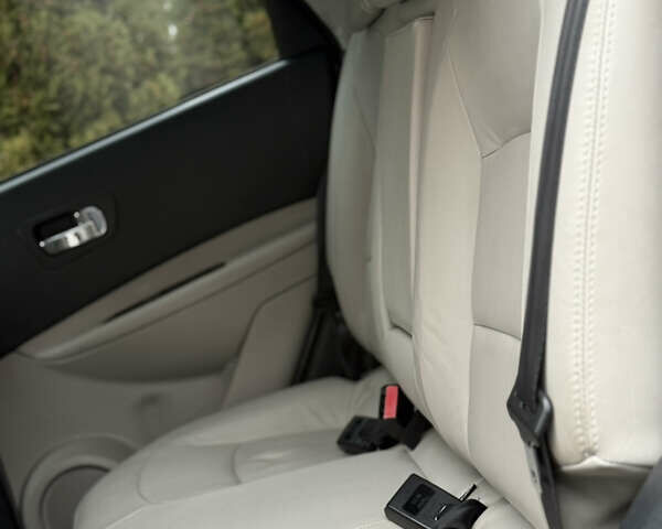 Серый Ниссан Кашкай, объемом двигателя 2 л и пробегом 253 тыс. км за 11750 $, фото 67 на Automoto.ua