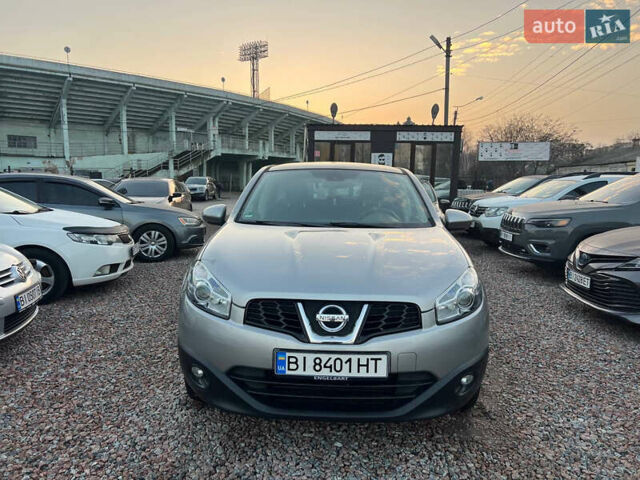 Серый Ниссан Кашкай, объемом двигателя 1.5 л и пробегом 216 тыс. км за 10500 $, фото 1 на Automoto.ua
