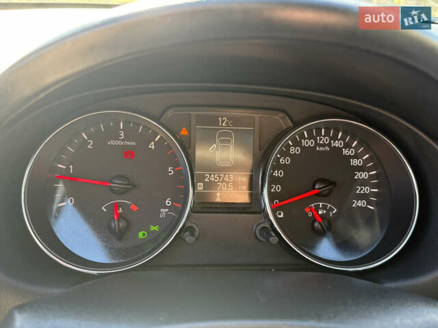 Ниссан Кашкай 2011 в Коломые на Automoto.ua Серый Ниссан Кашкай, объемом двигателя 1.5 л и пробегом 245 тыс. км за 10350 $, фото 28 на Automoto.ua
