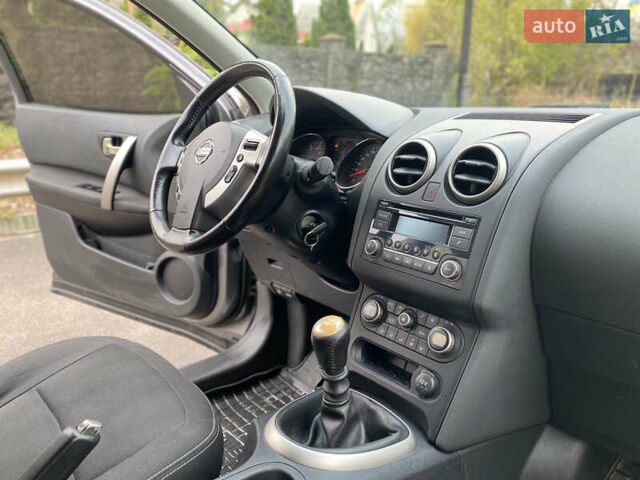 Серый Ниссан Кашкай, объемом двигателя 1.46 л и пробегом 203 тыс. км за 9500 $, фото 24 на Automoto.ua