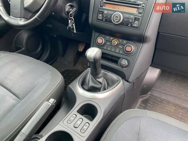 Серый Ниссан Кашкай, объемом двигателя 1.6 л и пробегом 225 тыс. км за 9650 $, фото 26 на Automoto.ua