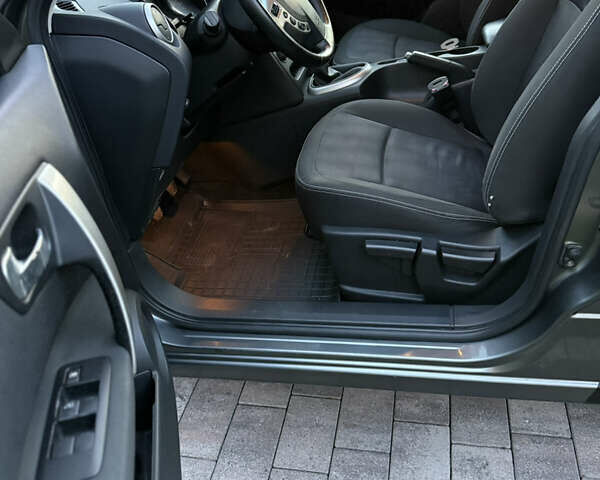 Сірий Ніссан Кашкай, об'ємом двигуна 1.5 л та пробігом 228 тис. км за 10500 $, фото 12 на Automoto.ua