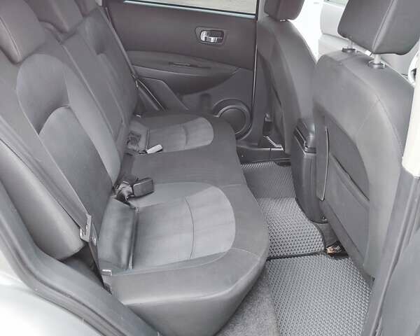 Серый Ниссан Кашкай, объемом двигателя 1.5 л и пробегом 230 тыс. км за 10450 $, фото 28 на Automoto.ua