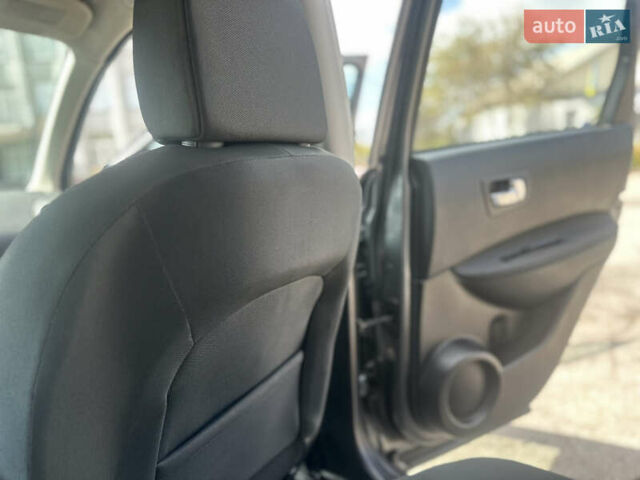 Серый Ниссан Кашкай, объемом двигателя 1.5 л и пробегом 230 тыс. км за 9900 $, фото 42 на Automoto.ua