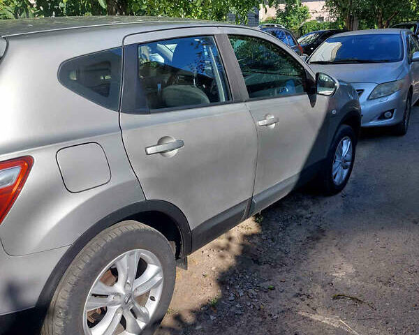 Серый Ниссан Кашкай, объемом двигателя 1.6 л и пробегом 177 тыс. км за 10600 $, фото 27 на Automoto.ua