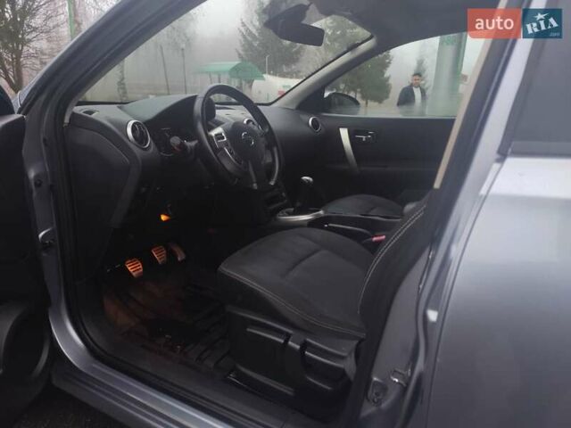 Серый Ниссан Кашкай, объемом двигателя 1.6 л и пробегом 213 тыс. км за 9950 $, фото 25 на Automoto.ua