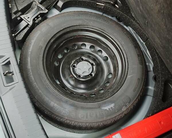 Серый Ниссан Кашкай, объемом двигателя 1.5 л и пробегом 192 тыс. км за 10200 $, фото 29 на Automoto.ua