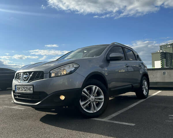 Серый Ниссан Кашкай, объемом двигателя 1.5 л и пробегом 220 тыс. км за 9600 $, фото 10 на Automoto.ua