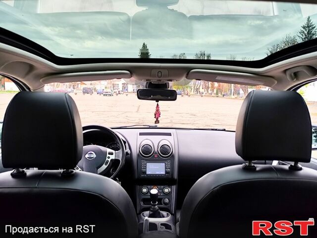 Сірий Ніссан Кашкай, об'ємом двигуна 1.5 л та пробігом 208 тис. км за 10700 $, фото 8 на Automoto.ua