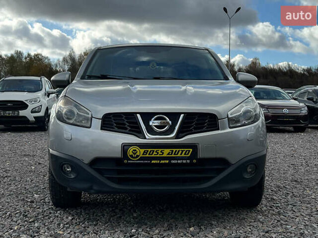 Серый Ниссан Кашкай, объемом двигателя 2 л и пробегом 150 тыс. км за 9999 $, фото 1 на Automoto.ua