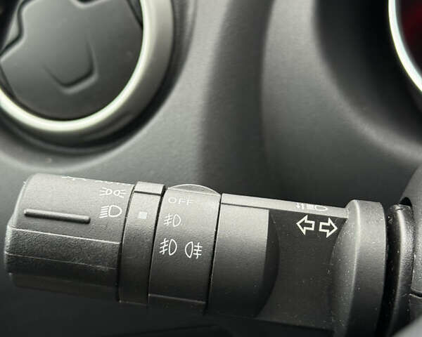 Серый Ниссан Кашкай, объемом двигателя 2 л и пробегом 253 тыс. км за 11750 $, фото 56 на Automoto.ua