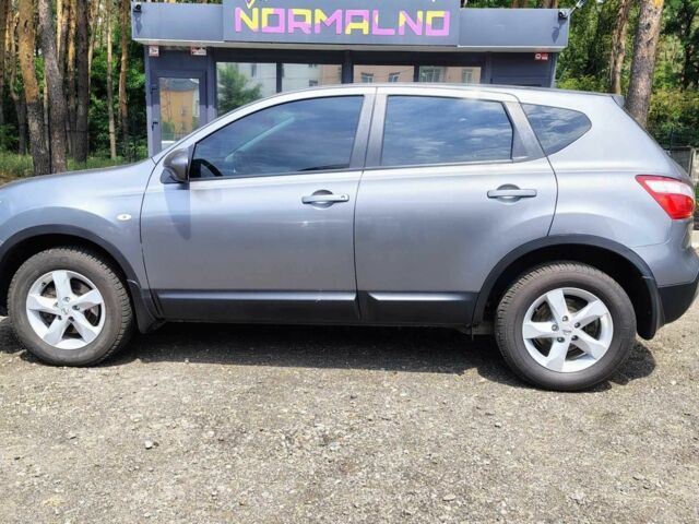 Серый Ниссан Кашкай, объемом двигателя 1.6 л и пробегом 205 тыс. км за 9800 $, фото 2 на Automoto.ua