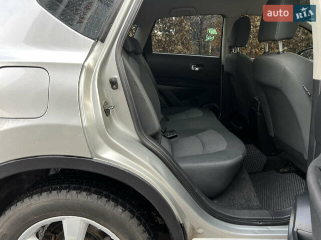 Серый Ниссан Кашкай, объемом двигателя 1.5 л и пробегом 271 тыс. км за 8750 $, фото 50 на Automoto.ua