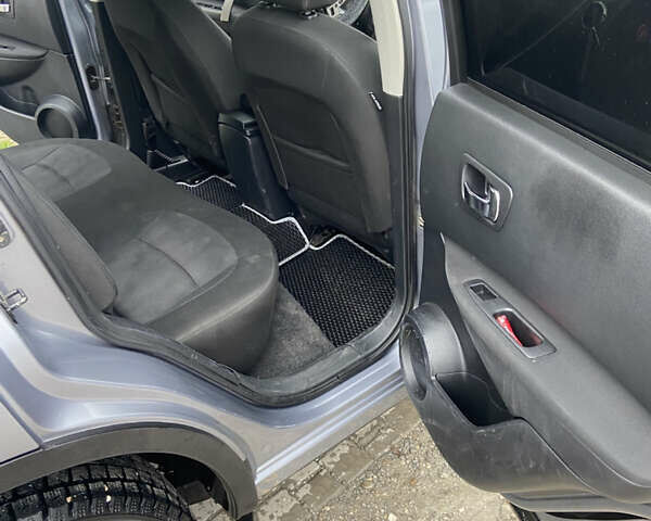 Серый Ниссан Кашкай, объемом двигателя 2 л и пробегом 262 тыс. км за 11200 $, фото 26 на Automoto.ua