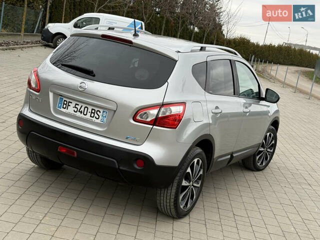 Серый Ниссан Кашкай, объемом двигателя 1.5 л и пробегом 220 тыс. км за 10400 $, фото 4 на Automoto.ua