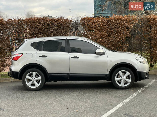 Серый Ниссан Кашкай, объемом двигателя 1.5 л и пробегом 271 тыс. км за 8750 $, фото 23 на Automoto.ua