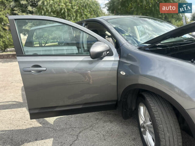 Серый Ниссан Кашкай, объемом двигателя 1.5 л и пробегом 230 тыс. км за 9900 $, фото 28 на Automoto.ua