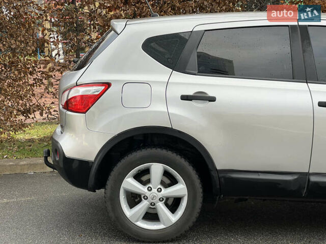 Серый Ниссан Кашкай, объемом двигателя 1.5 л и пробегом 271 тыс. км за 8750 $, фото 24 на Automoto.ua