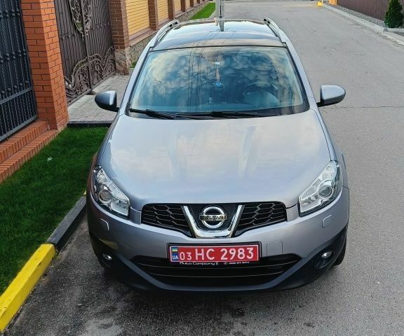 Серый Ниссан Кашкай, объемом двигателя 1.5 л и пробегом 163 тыс. км за 10850 $, фото 3 на Automoto.ua