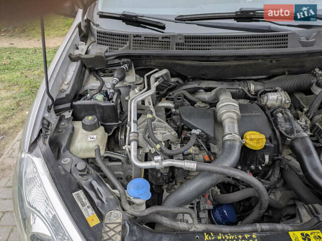 Серый Ниссан Кашкай, объемом двигателя 1.5 л и пробегом 231 тыс. км за 10500 $, фото 21 на Automoto.ua