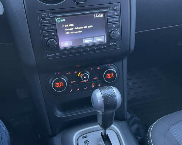 Сірий Ніссан Кашкай, об'ємом двигуна 2 л та пробігом 200 тис. км за 10450 $, фото 30 на Automoto.ua