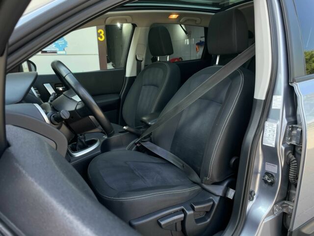 Серый Ниссан Кашкай, объемом двигателя 2 л и пробегом 259 тыс. км за 11499 $, фото 8 на Automoto.ua