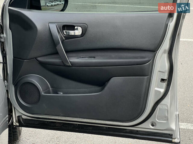 Серый Ниссан Кашкай, объемом двигателя 1.5 л и пробегом 271 тыс. км за 8750 $, фото 52 на Automoto.ua