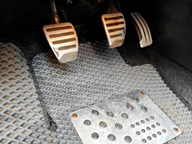 Ніссан Кашкай 2011 у Маневичах на Automoto.ua Сірий Ніссан Кашкай, об'ємом двигуна 1.5 л та пробігом 258 тис. км за 9800 $, фото 2 на Automoto.ua