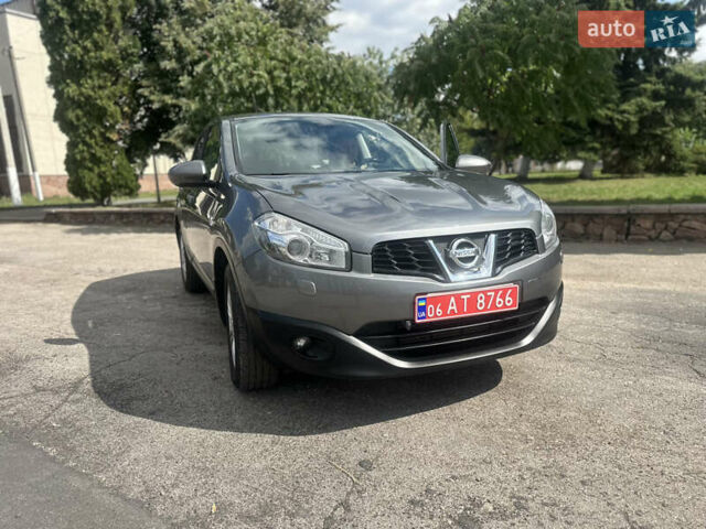 Серый Ниссан Кашкай, объемом двигателя 1.5 л и пробегом 230 тыс. км за 9900 $, фото 8 на Automoto.ua