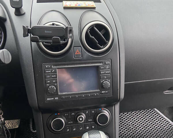 Серый Ниссан Кашкай, объемом двигателя 2 л и пробегом 262 тыс. км за 11200 $, фото 18 на Automoto.ua