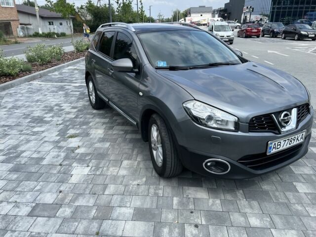Серый Ниссан Кашкай, объемом двигателя 1.5 л и пробегом 270 тыс. км за 10999 $, фото 4 на Automoto.ua