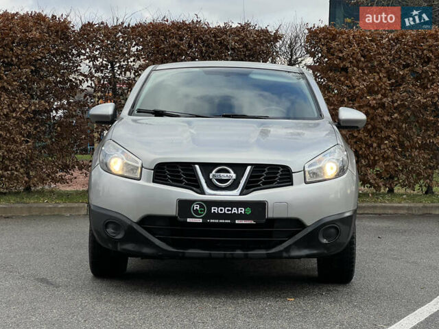 Серый Ниссан Кашкай, объемом двигателя 1.5 л и пробегом 271 тыс. км за 8750 $, фото 4 на Automoto.ua