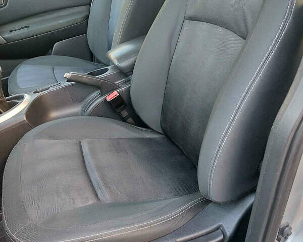 Серый Ниссан Кашкай, объемом двигателя 1.6 л и пробегом 177 тыс. км за 10600 $, фото 15 на Automoto.ua