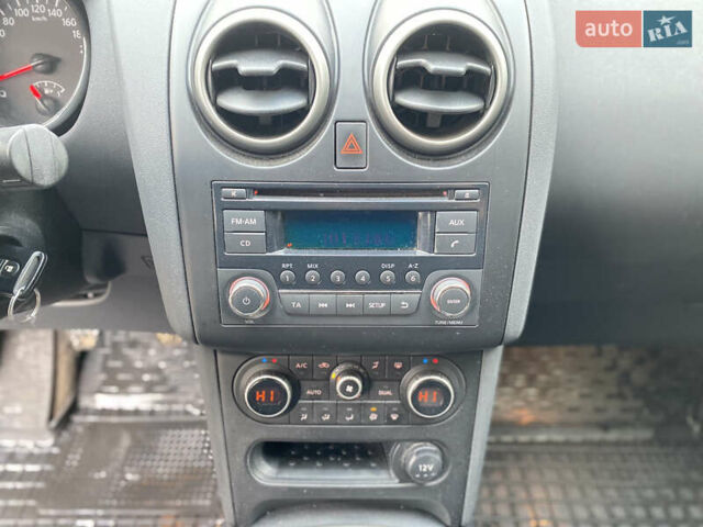 Серый Ниссан Кашкай, объемом двигателя 1.46 л и пробегом 203 тыс. км за 9500 $, фото 22 на Automoto.ua