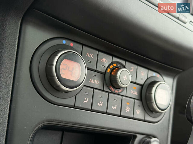 Серый Ниссан Кашкай, объемом двигателя 2 л и пробегом 253 тыс. км за 11750 $, фото 60 на Automoto.ua